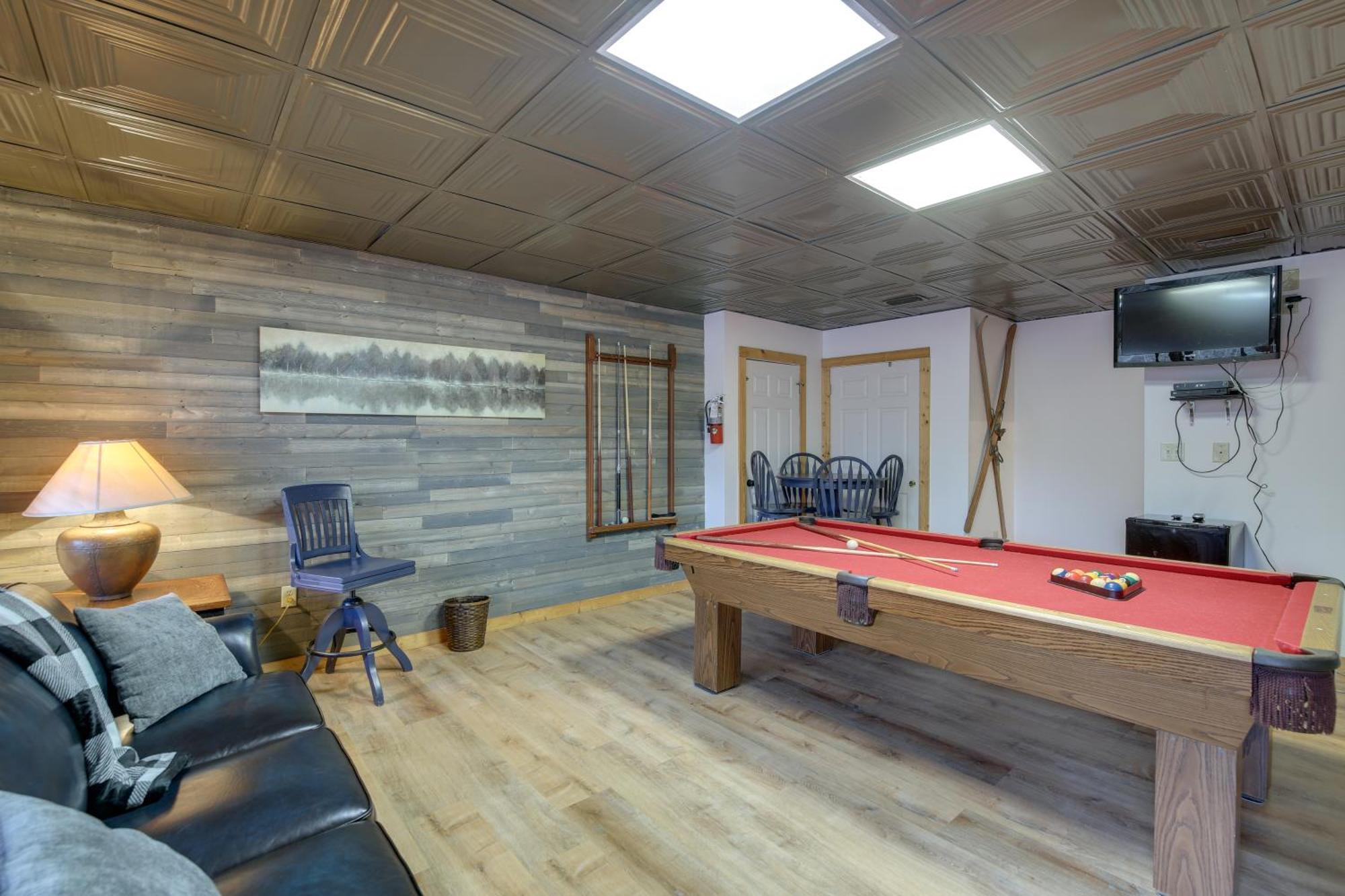 Villa Pet-Friendly Gatlinburg Retreat With Hot Tub! Exterior foto