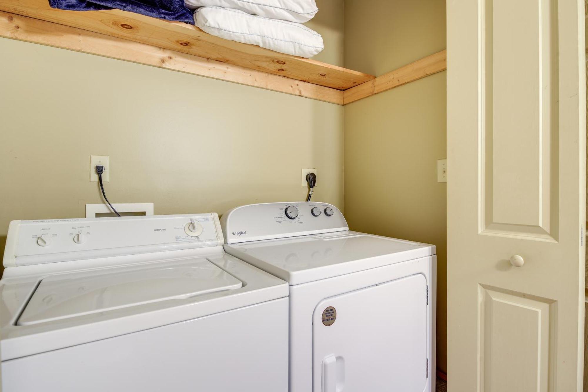 Villa Pet-Friendly Gatlinburg Retreat With Hot Tub! Exterior foto
