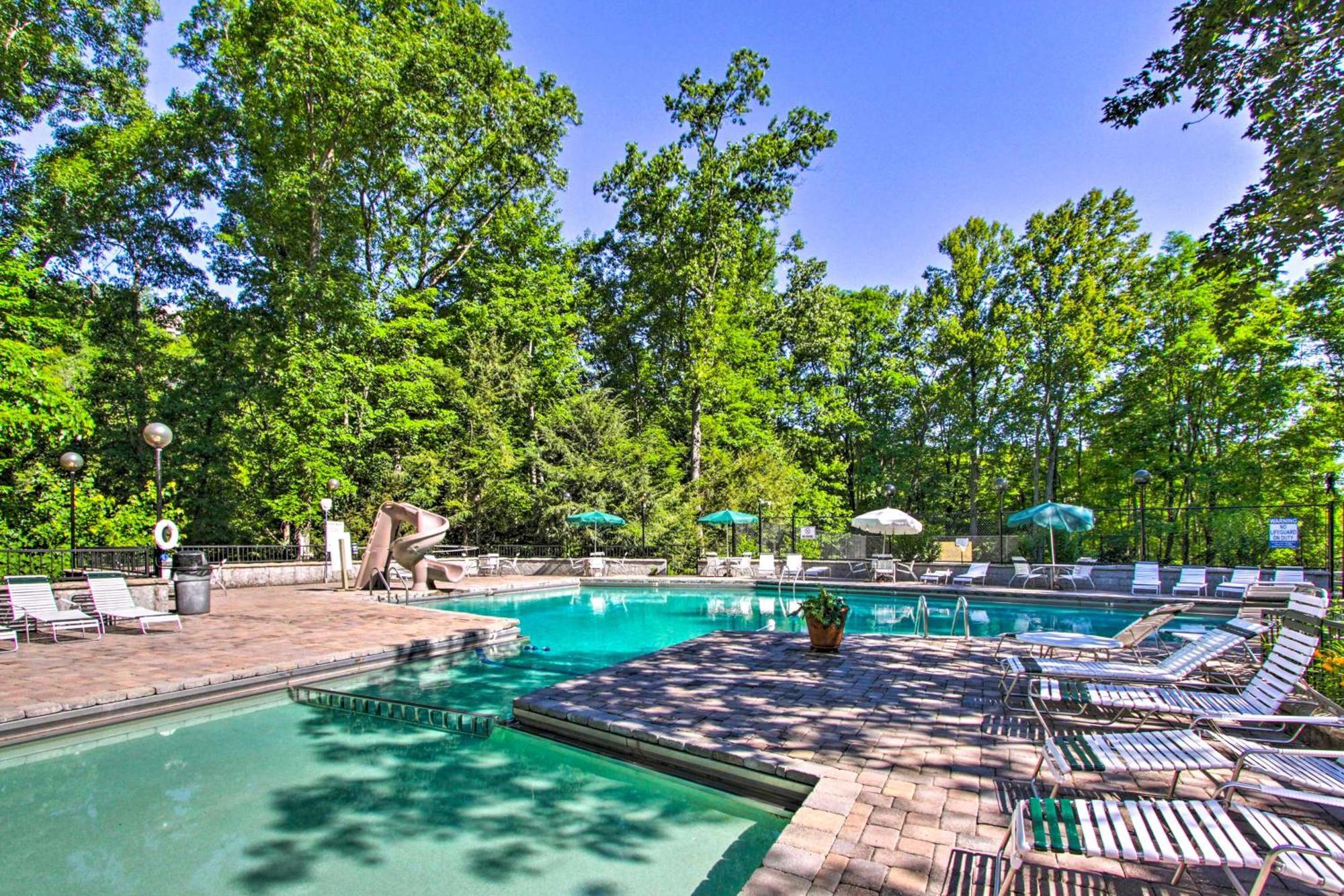Villa Pet-Friendly Gatlinburg Retreat With Hot Tub! Exterior foto