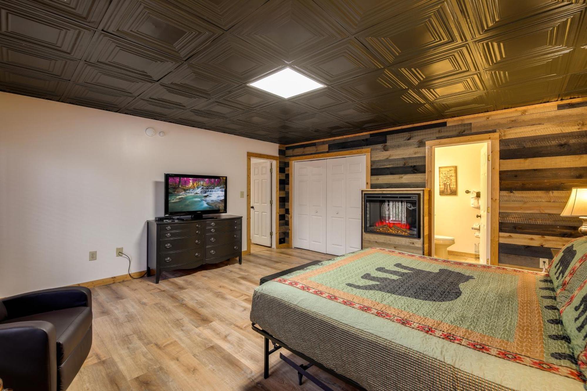 Villa Pet-Friendly Gatlinburg Retreat With Hot Tub! Exterior foto
